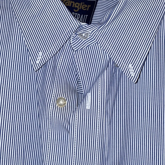 Wrangler George Straight collection button up - Picture 4 of 8